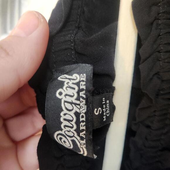 Cowgirl Hardware Women's Off-the-Shoulder Black Embroidered Blouse - Size Small - Picture 3 of 8